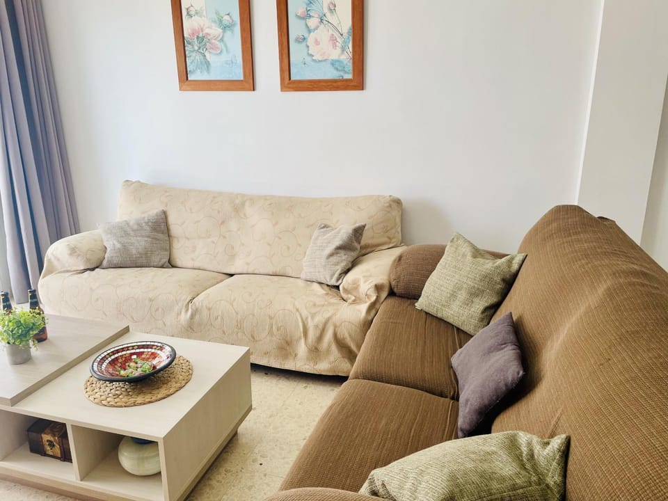 Beach and Family Apartment in Axarquía
