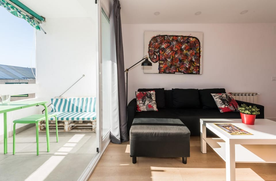 Balcony/Terrace, Living room, Seating area