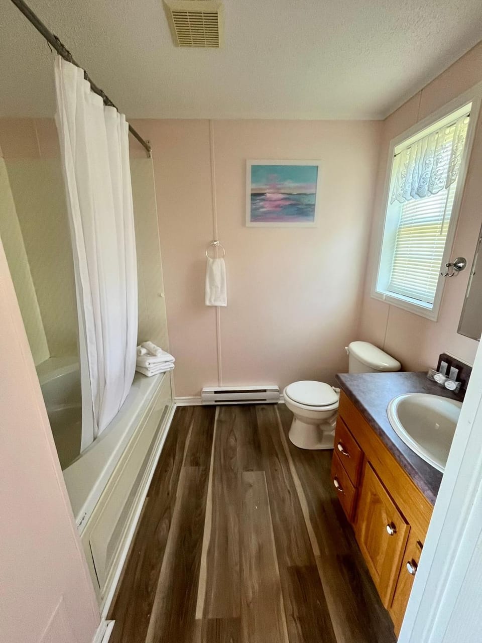Alma Shore Lane Suites & Cottages Bed and Breakfast in New Brunswick