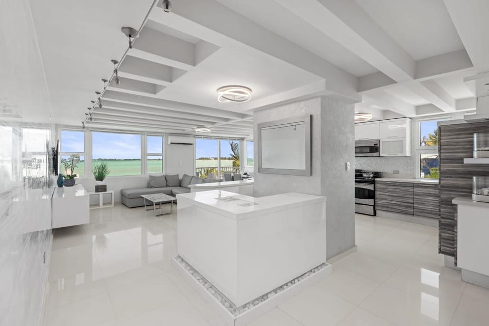 Amapola SeaSide Beach Front Apartment Apartment in Carolina