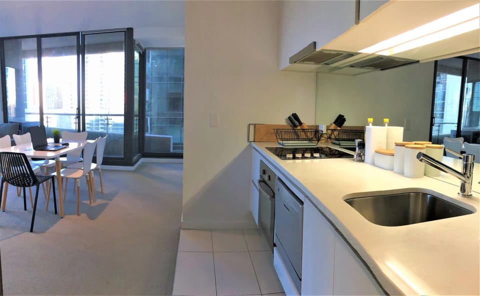 Balcony/Terrace, Kitchen or kitchenette, dishwasher, stove