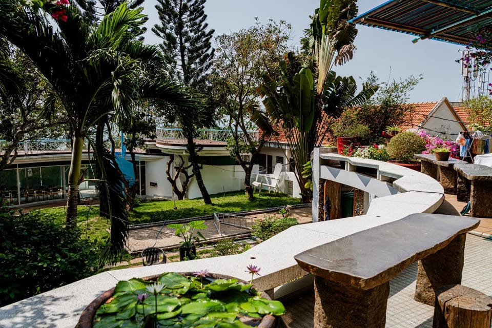 Property building, Patio, Spring, Day, Garden, View (from property/room), Balcony/Terrace, Garden view
