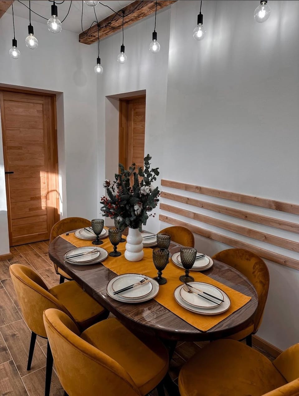 FRIENDS HOUSE - Ізки 33 Country House in Ukraine