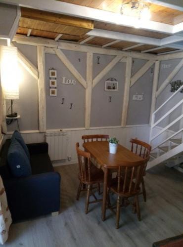 Living room, Lounge or bar