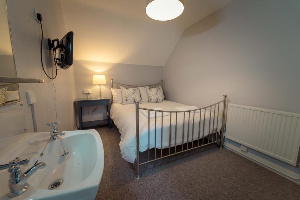 Anabelle's Guest House Bed and Breakfast in Bath