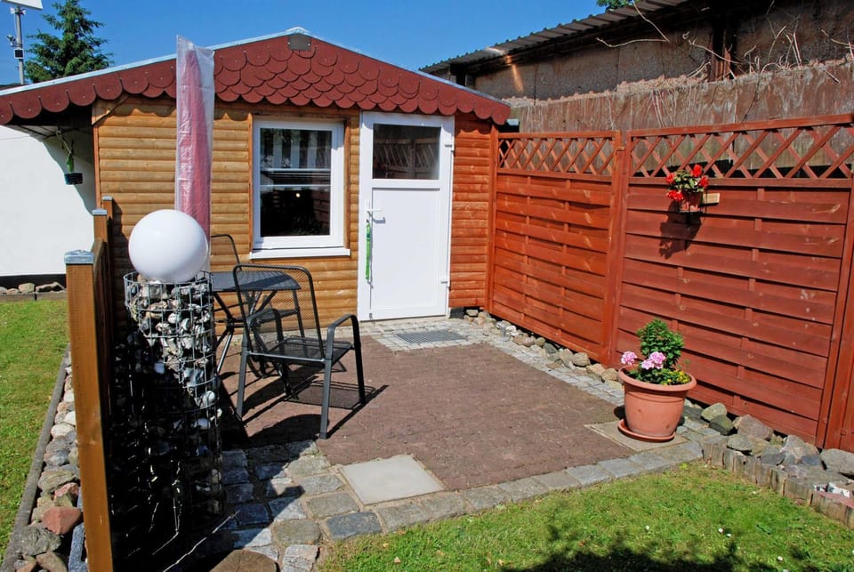 Property building, Garden