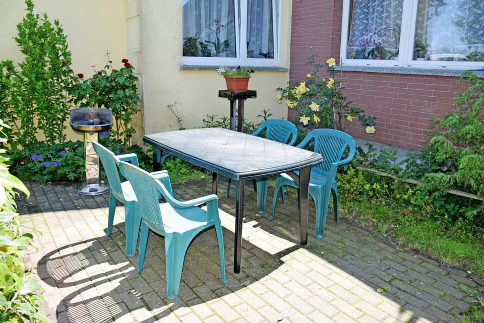 Patio, Garden, Balcony/Terrace