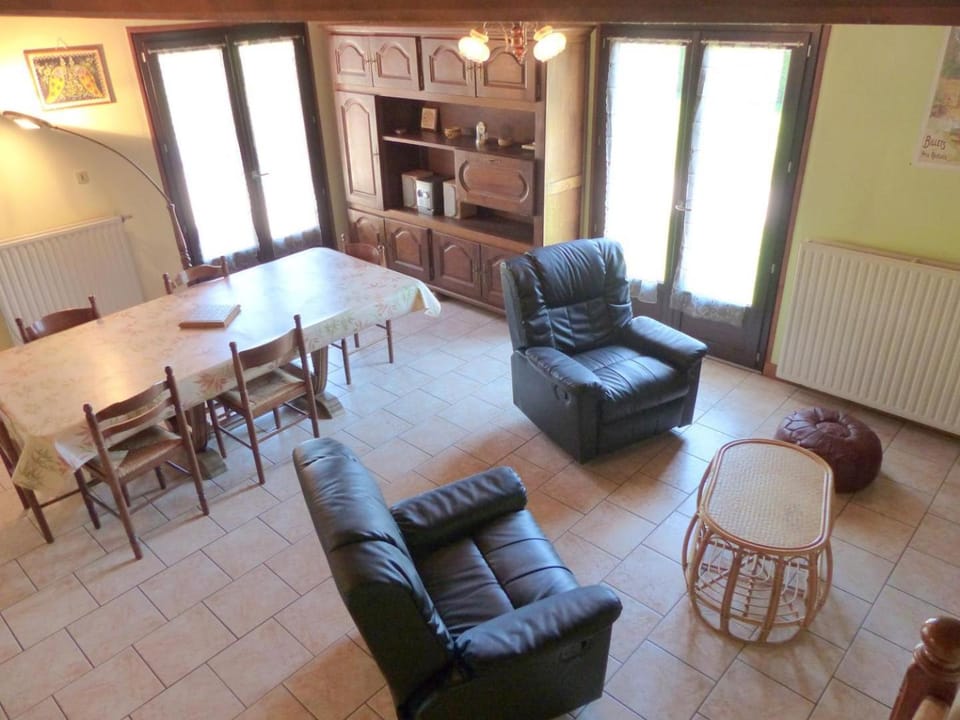 Gite Equipe avec Espace Vert House in Auvergne-Rhône-Alpes