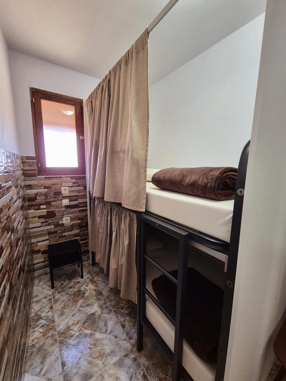Bed, Photo of the whole room, Bedroom, bunk bed