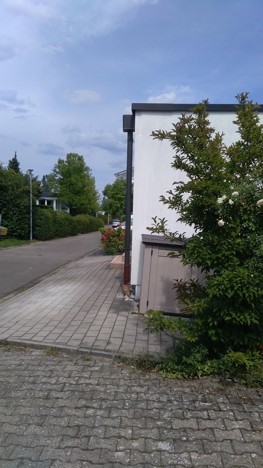 Facade/entrance, Parking