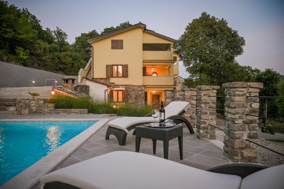 Property building, Patio, Swimming pool