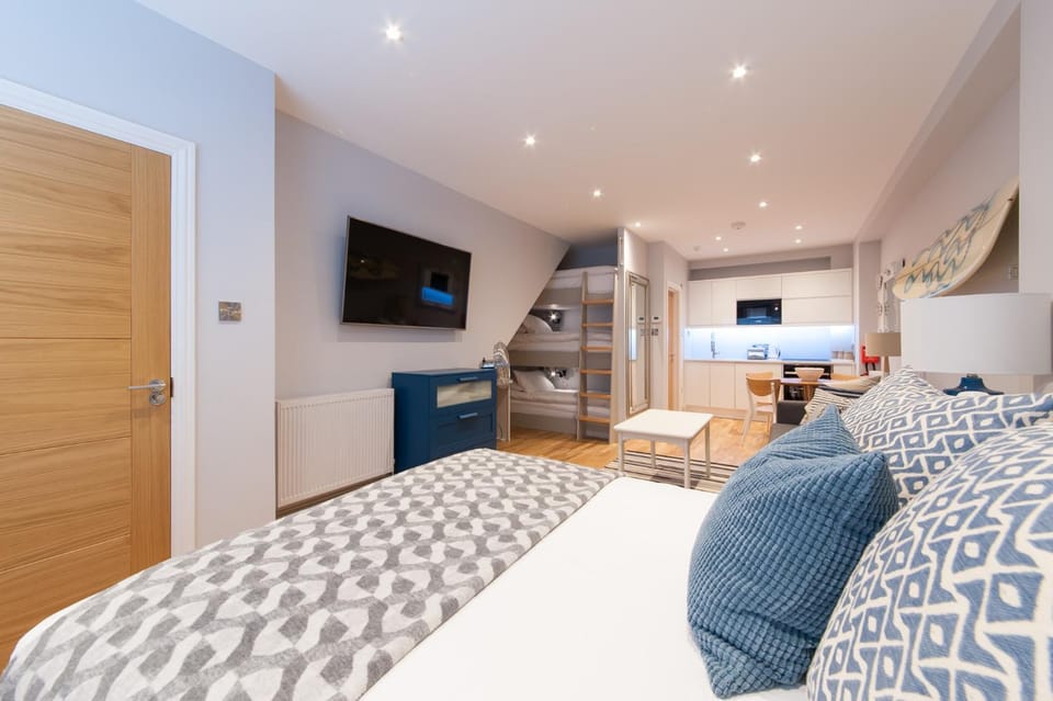 Suites at number Ten Apartment in Broadstairs