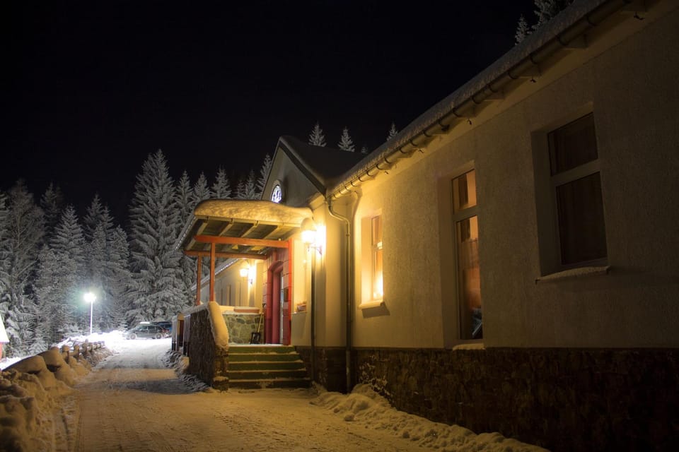 Facade/entrance, Winter
