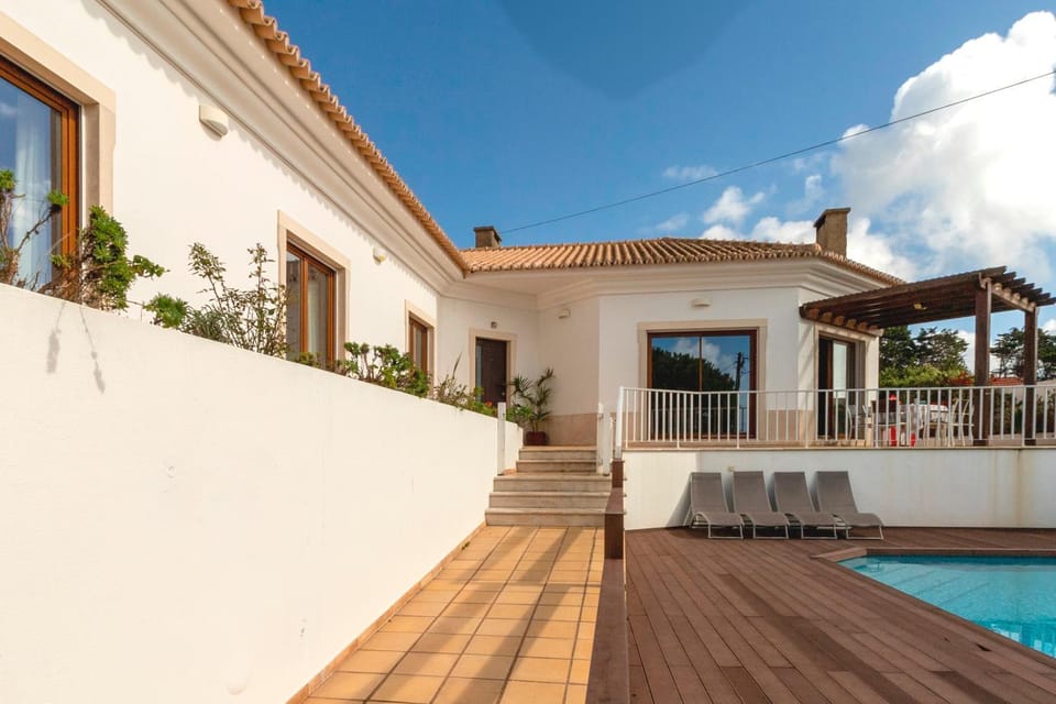 Property building, Balcony/Terrace