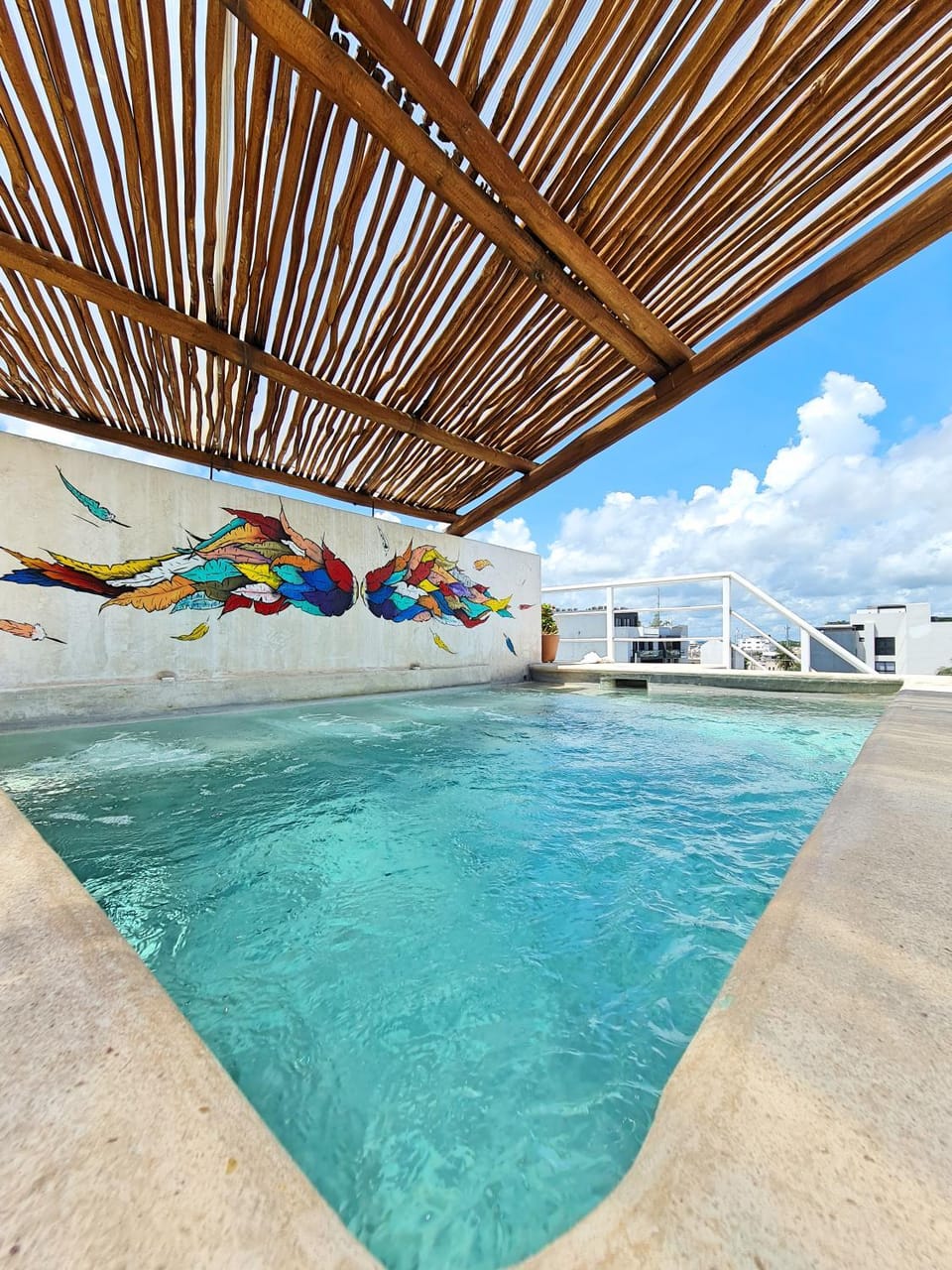 Swimming pool