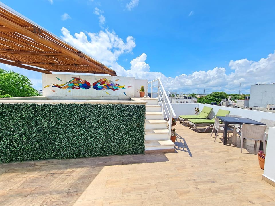 Balcony/Terrace, Swimming pool