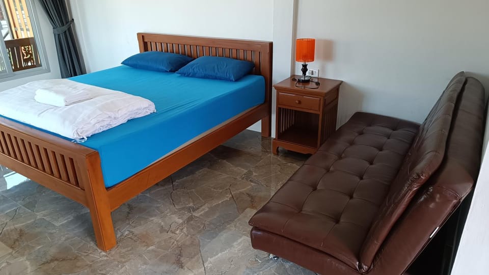 Green Mango Resort Bed and Breakfast in Pattaya City