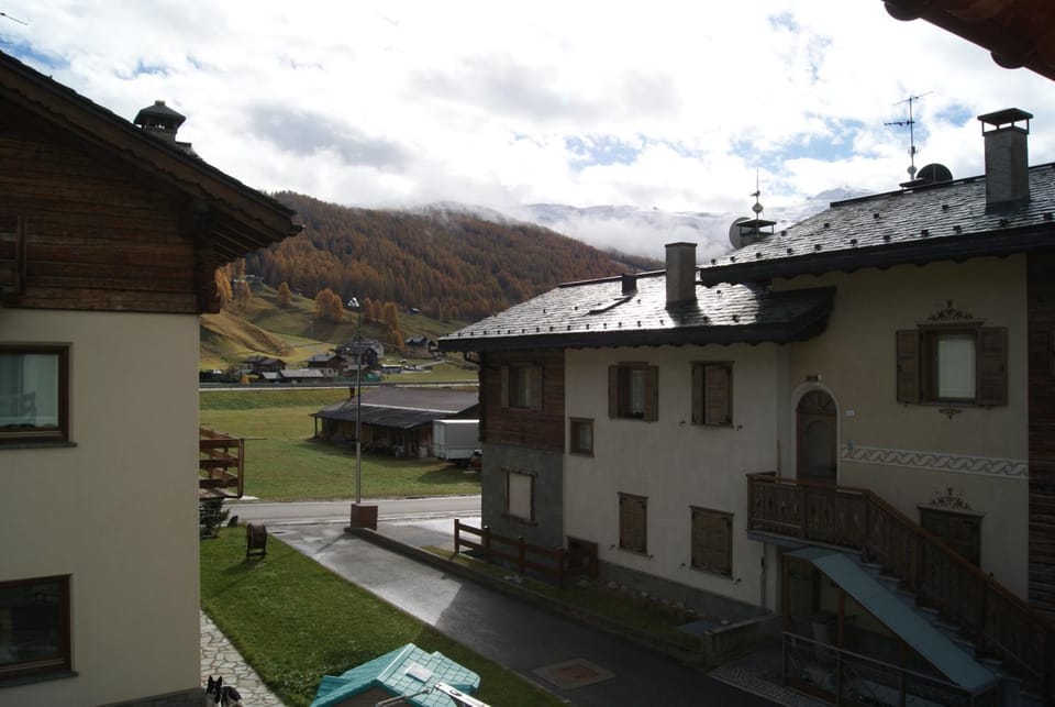 Garden view, Mountain view