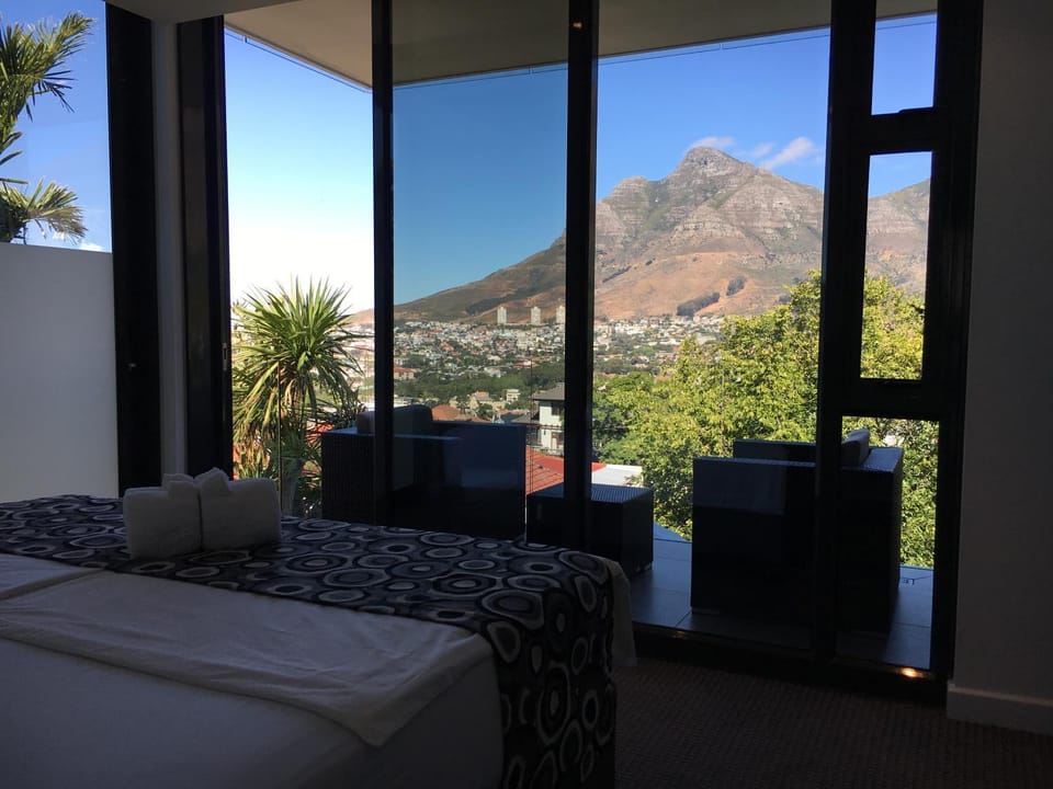 Bed, Day, Natural landscape, View (from property/room), Balcony/Terrace, Mountain view