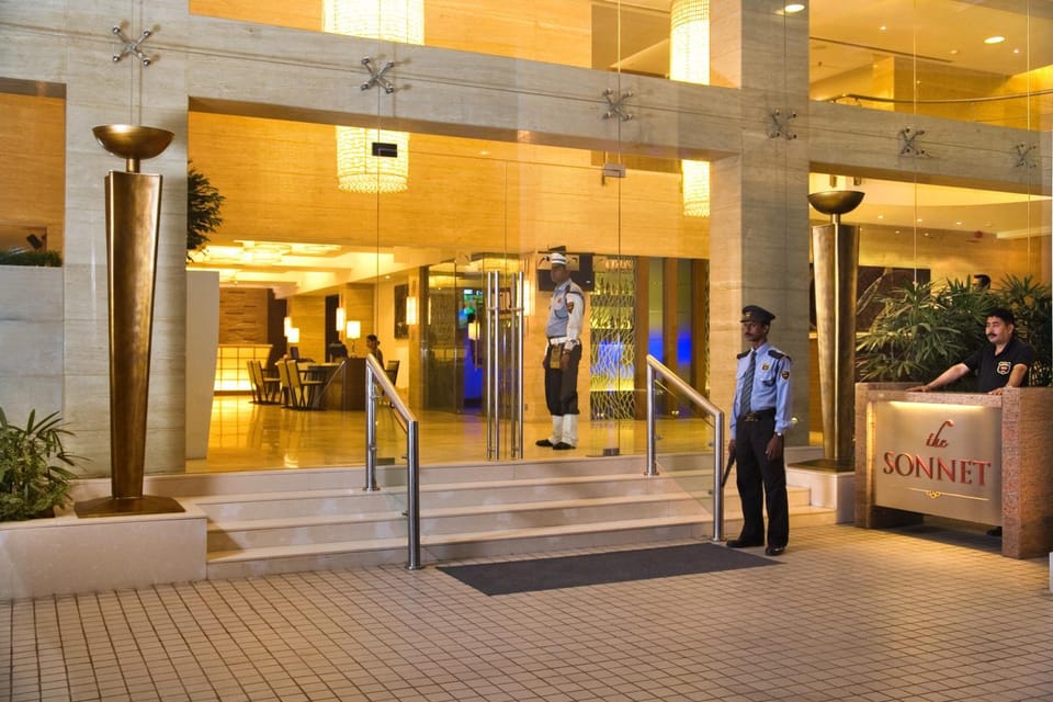 Facade/entrance, Facade/entrance