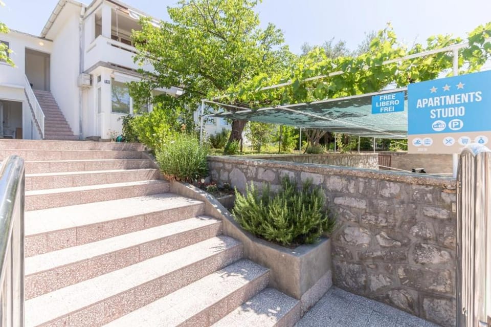 Apartments Meri Apartment in Lika-Senj County