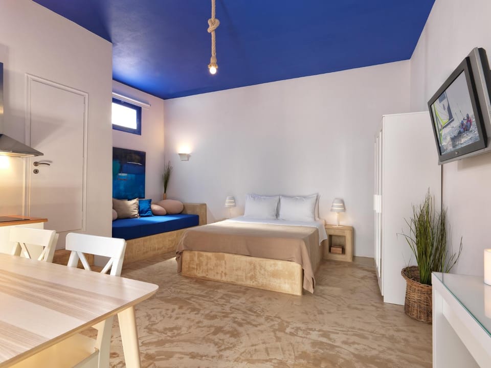 Living room, Bedroom