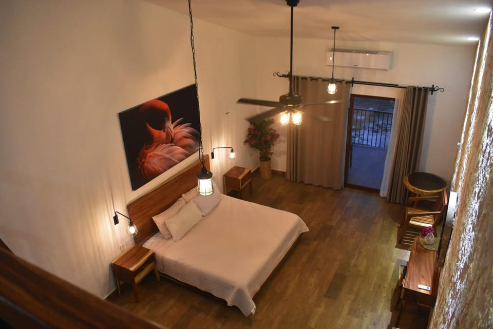 Photo of the whole room, Bedroom, air conditioner