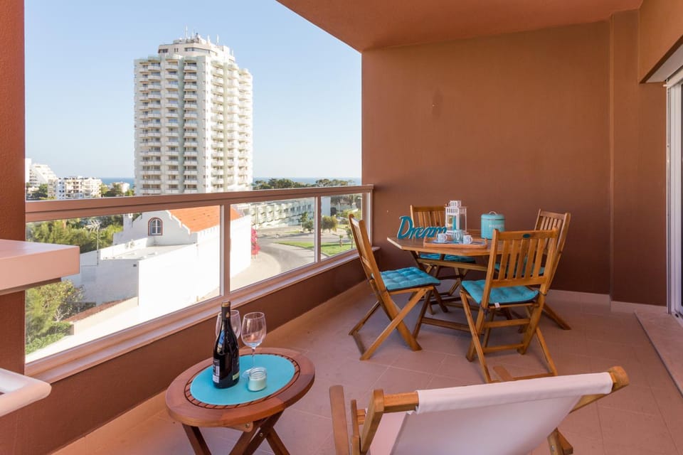 Balcony/Terrace, Dining area