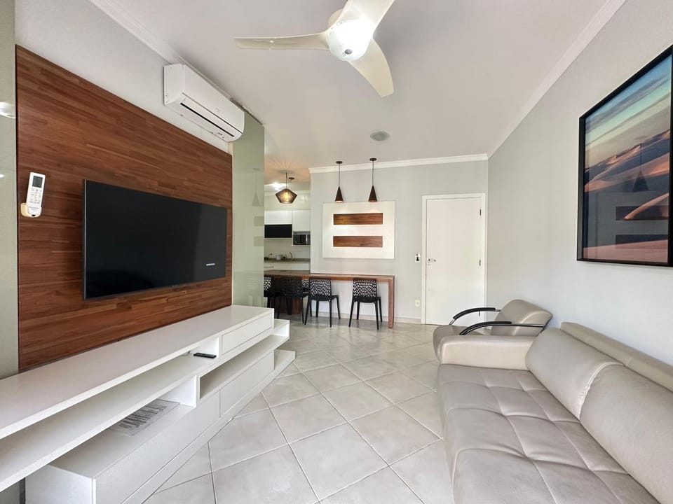 Living room, Dining area, air conditioner