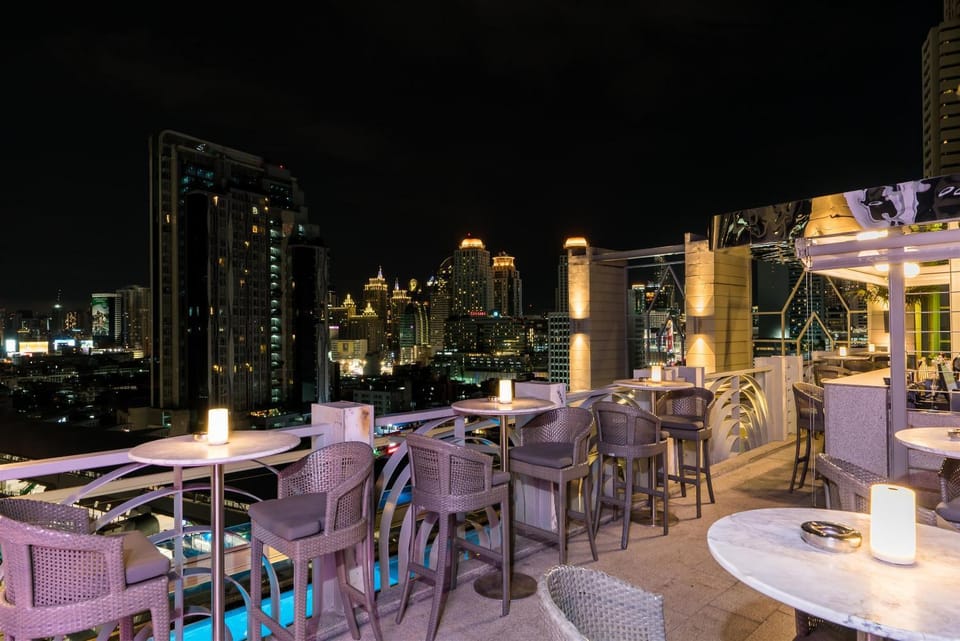 Restaurant/places to eat, Nightclub / DJ