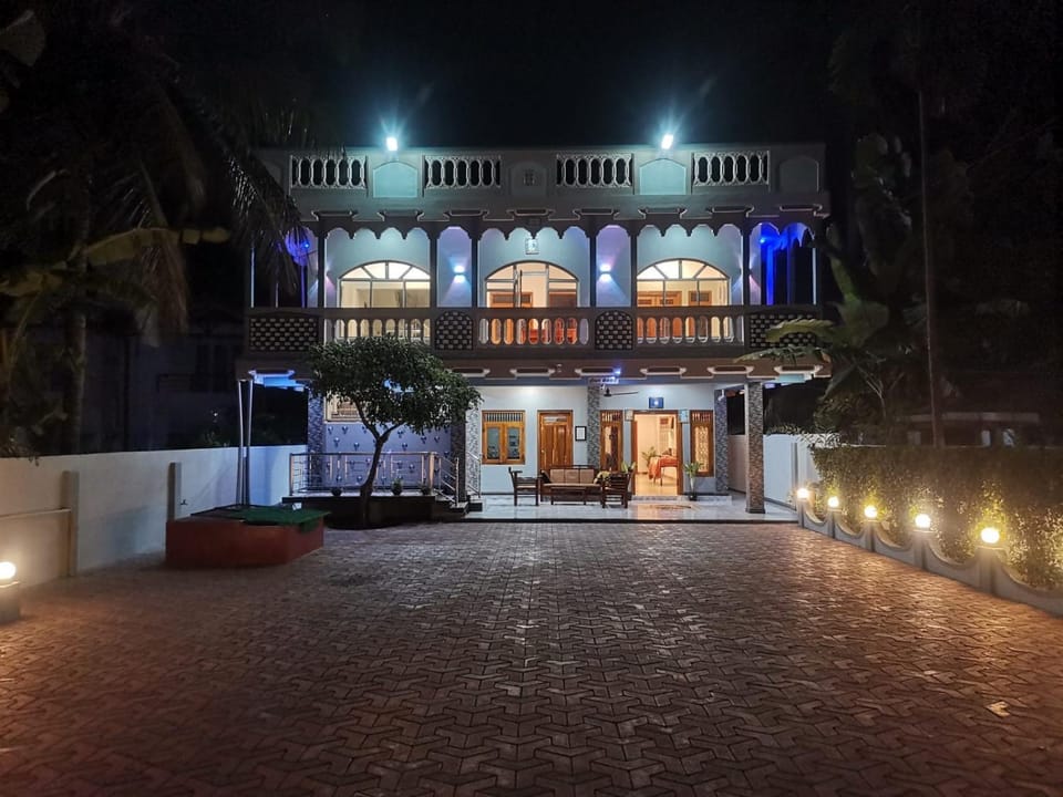 Nallur Holidays Inn Bed and Breakfast in Sri Lanka