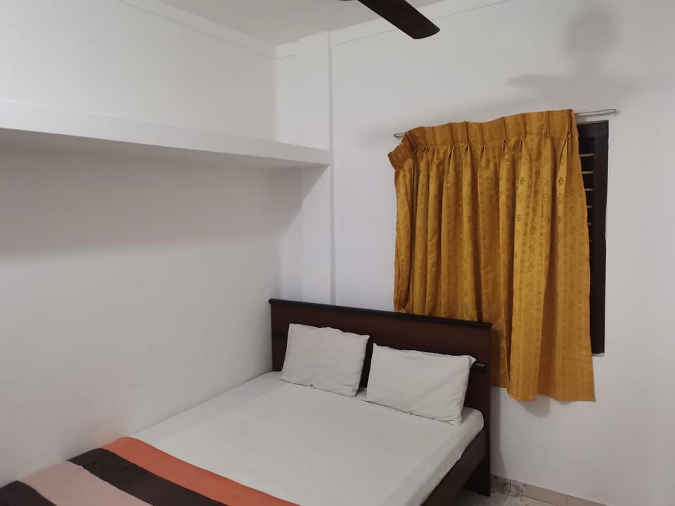 Nallur Holidays Inn Bed and Breakfast in Sri Lanka