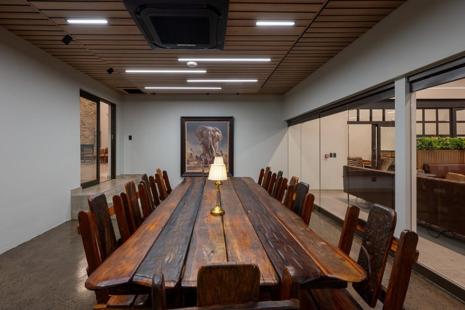 Meeting/conference room