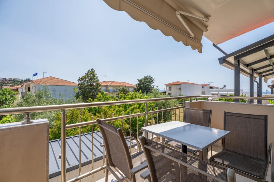 Meliton Inn Hotel & Suites by the beach Hotel in Halkidiki