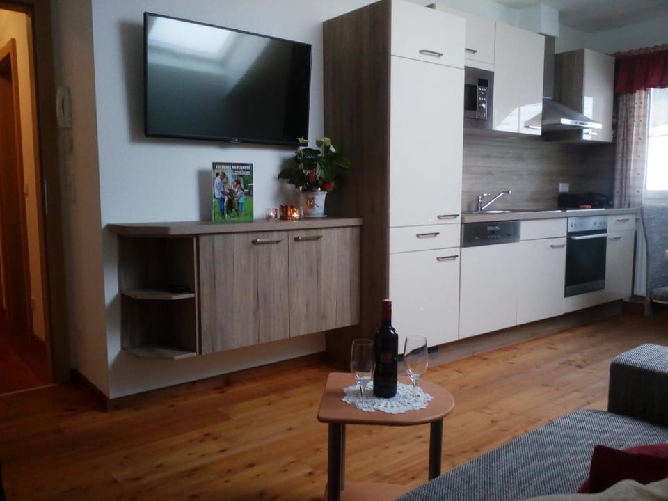 Communal lounge/ TV room, Decorative detail