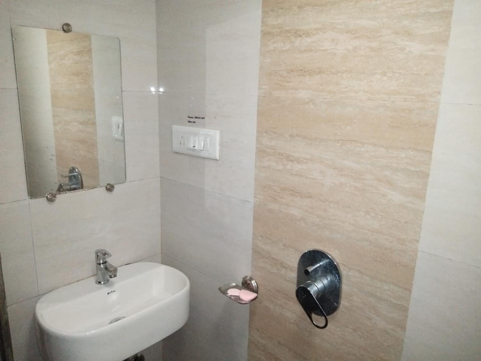 golden dormitory Bed and Breakfast in Mumbai