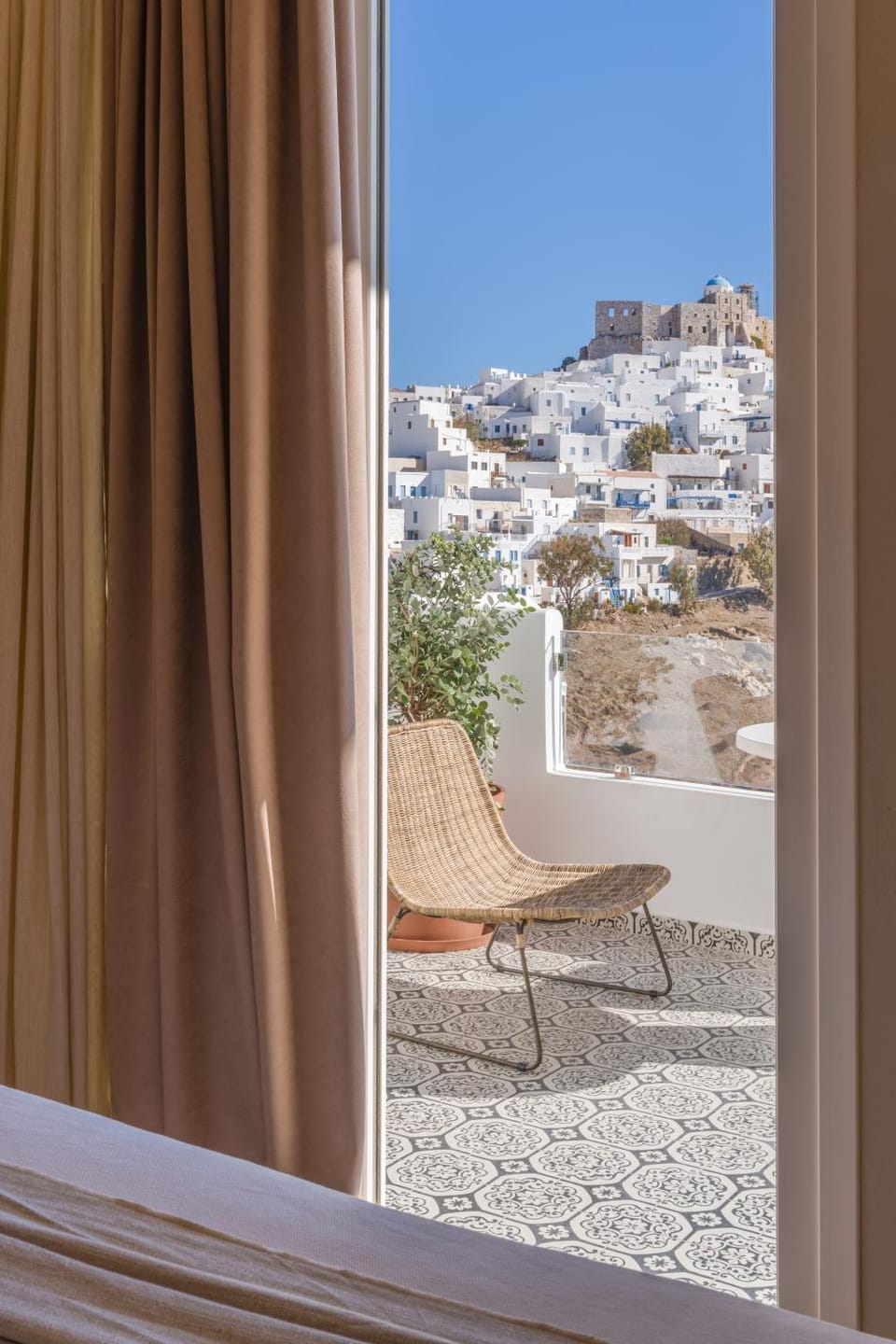 Day, Natural landscape, View (from property/room), Balcony/Terrace, Mountain view