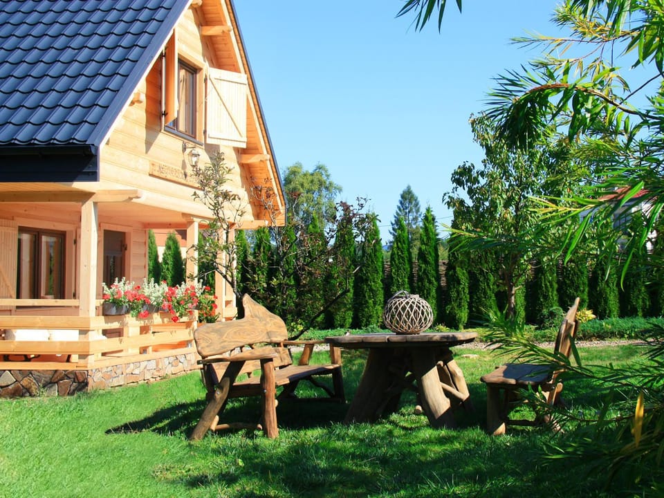 Młynarzowa Chata House in Slovakia