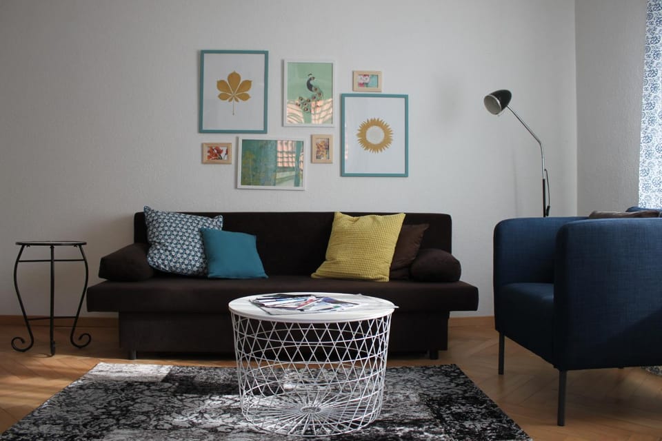 Library, TV and multimedia, Living room, Decorative detail