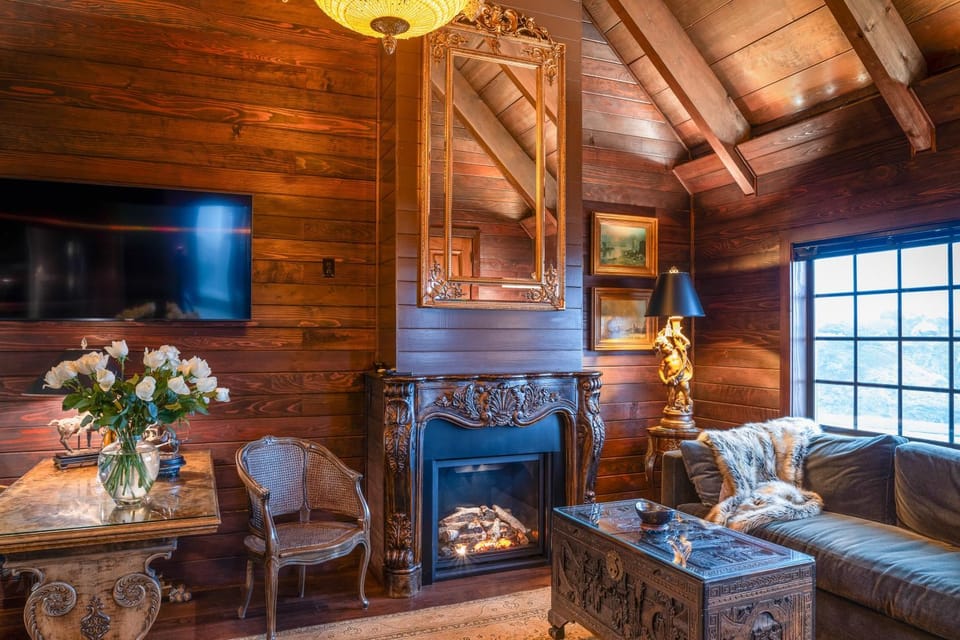 Le Faux House in Mendocino County