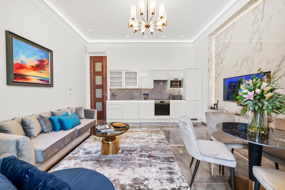 Baker Street Suite Apartment in City of Westminster