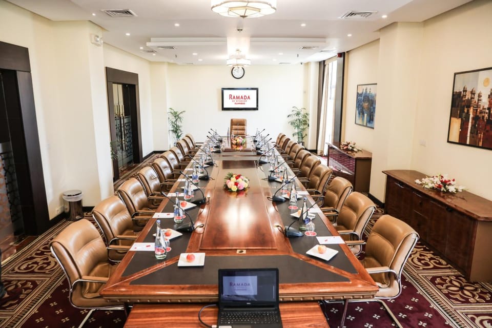 Meeting/conference room