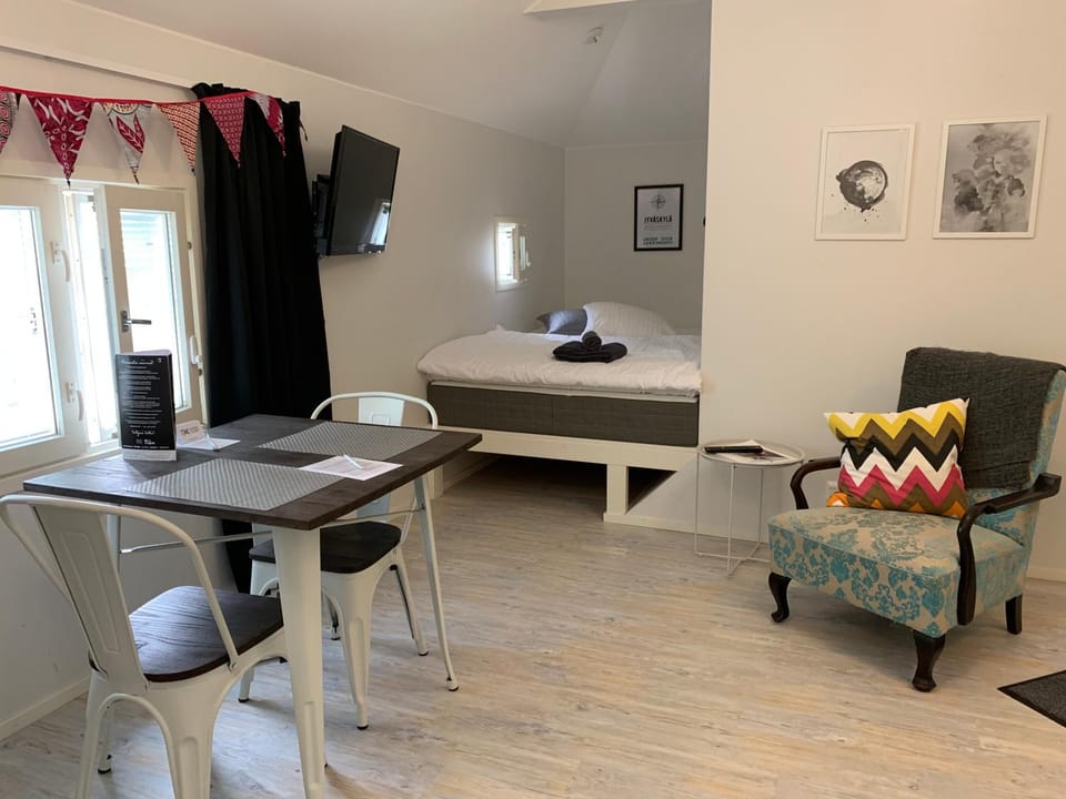 Living room, Photo of the whole room