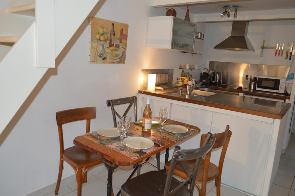 Studio loft avec terrasse centre historique Apartment in Ajaccio