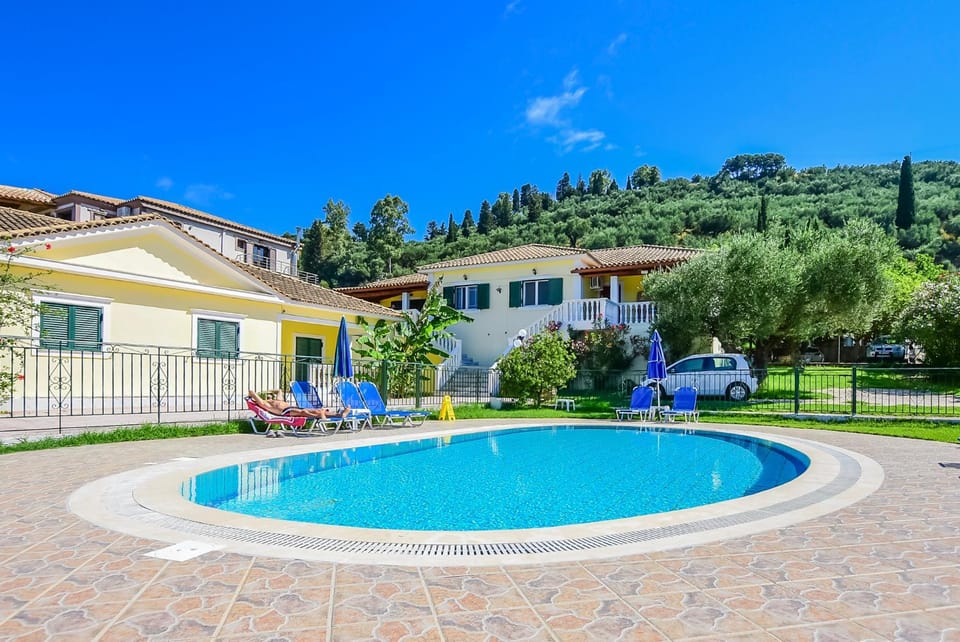 Property building, Swimming pool