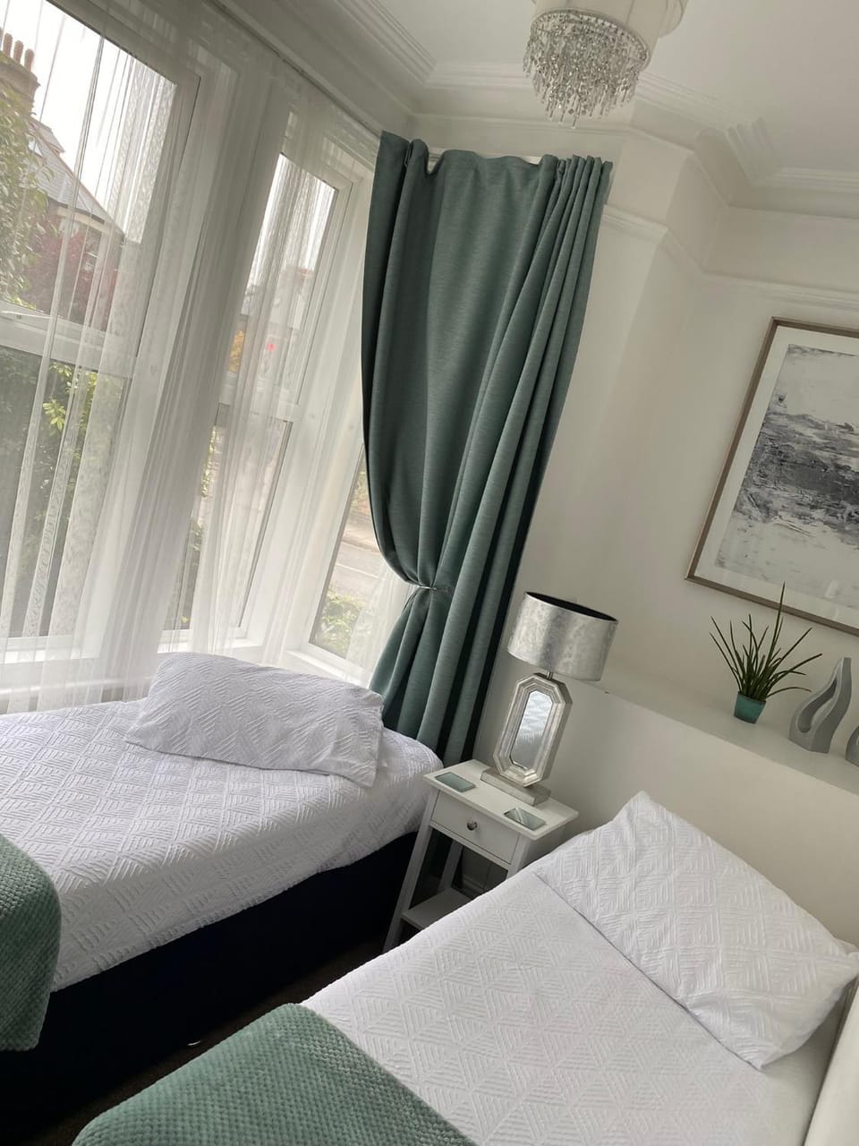 Photo of the whole room