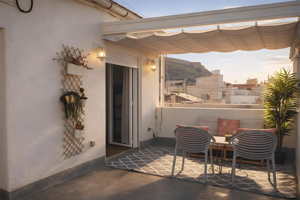 Balcony/Terrace, Balcony/Terrace