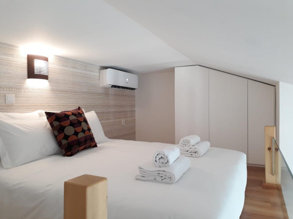 Bedroom, Family
