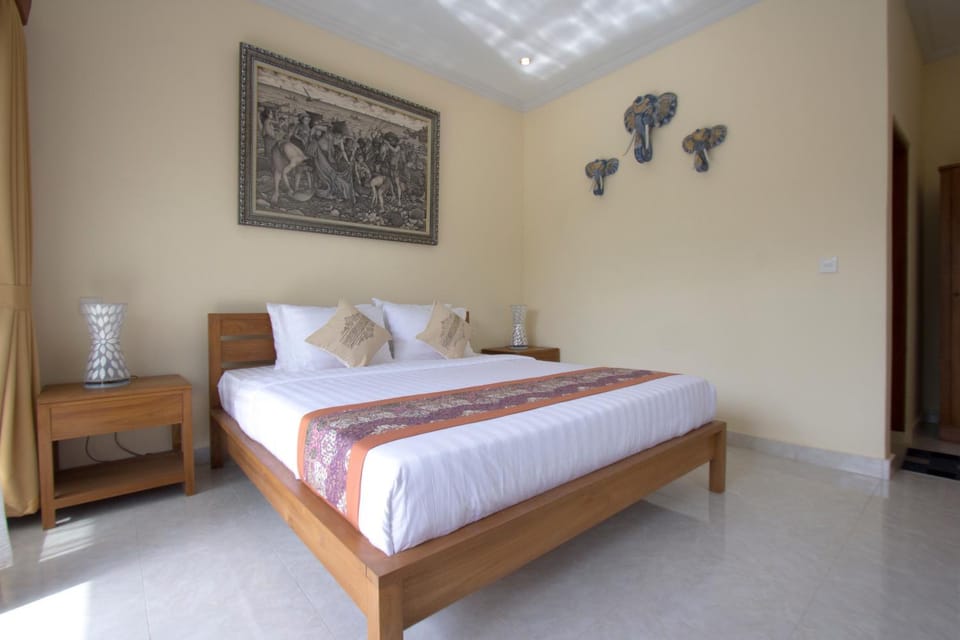 Other, Photo of the whole room, Decorative detail, Bedroom