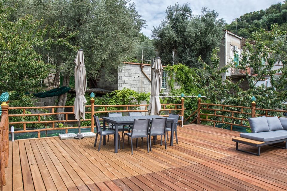 Patio, BBQ facilities, Balcony/Terrace